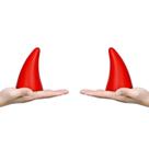 Adesivo Bumper Decor Devil Horns 3D Anti Collision, 2 peças vermelhas