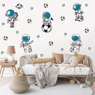 Adesivo de Parede Astronautas Cute Baby Futebol Bola Esporte