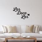 Adesivo de Parede Frase Lar Doce Lar Preto para Sala 55x77cm