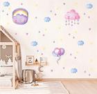 Adesivo de Parede Nuvens bexigas corações aquarela decoração quarto infantil