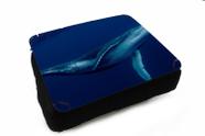 Almofada Bandeja para Notebook Laptop Praia Mar Oceano Peixe