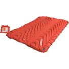 Almofada de dormir inflável KLYMIT Isolated Double V para 2 pessoas