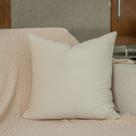 Almofada em Veludo Offwhite Quadrada