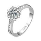 Anel Clássico De Floco De Neve Em Prata Esterlina 925 Para Mulheres Com 30ct De Diamante Imitado Anel Clássico De Floco De Neve Em Prata Esterlina 925 Para Mulheres Com 30ct De Diamante Imitado