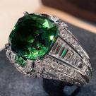 Anel de Casamento Feminino com Pedra Verde - Micro Pavê CZ Brilhante