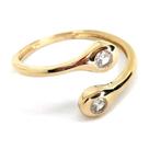 Anel de ouro 18 K Duas Pedras Zirconia .