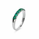 Anel em Ouro Branco 18k Meia Aliança com Esmeralda - Joia Elegante