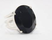 Anel Especial Cabochão Facetado Obsidiana Negra Prata 950 Anel Especial Cabochão Facetado Obsidiana Negra Prata 950