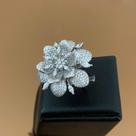Anel Flor de Lótus Cravejada