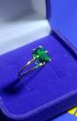 Anel Ouro 18 Kilates Pedra Zircônia Verde 8 mm x 6 mm Peso 1.66 Gramas Maciço