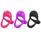 Anel Peniano e Escrotal com Estimulador de Clitóris Vibratório 7,4cm x 7,3cm Ondular de Silicone