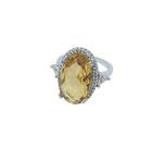 ANEL SOLITÁRIO OVAL TOPÁZIO IMPERIAL BANHADO A RÓDIO BRANCO - Joia Elegante ANEL SOLITÁRIO OVAL TOPÁZIO IMPERIAL BANHADO A RÓDIO BRANCO - Joia Elegante
