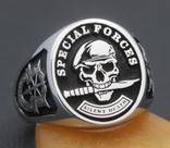 Anel "Special Forces" em Aço Inox Estilo Militar Anel "Special Forces" em Aço Inox Estilo Militar