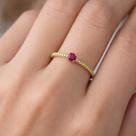 Anel Traços Rubi Natural 3mm em Ouro Amarelo 18k Joia Feminina Delicada Anel Traços Rubi Natural 3mm em Ouro Amarelo 18k Joia Feminina Delicada