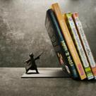 Aparador de Livros Darth Vader e Harry Criativo Geek Decoração Nerd Escritórios Modernos Aparador de Livros Darth Vader e Harry Criativo Geek Decoração Nerd Escritórios Modernos