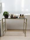 Aparador Industrial Decorativo 1 Metro Largura Dourado Com Tampo Vidro Aparador Industrial Decorativo 1 Metro Largura Dourado Com Tampo Vidro