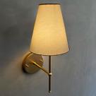 Arandela De Parede Clássica Interna de alumínio e Bivolt com Cúpula Ref 05 Para Casa Sala, lavabo e Quarto cabeceira de Cama