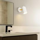 Arandela de Parede Ewa com Cúpula Articulada e Design Moderno
