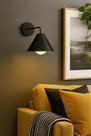 Arandela de Parede Tarsila com Cúpula Fixa - Iluminação Elegante e Versátil