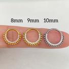 Argola titânio cammy clicker com zircônias cristal