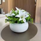 Arranjo Centro de Mesa Lírio Branco Artificial Vaso Branco Arranjo Centro de Mesa Lírio Branco Artificial Vaso Branco
