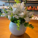 Arranjo Centro de Mesa Lírio Branco Completo Artificial Vaso Branco