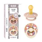 Babadores de chupeta Colour Liberty, pacote com 2 unidades de borracha natural, tamanho 2 Babadores de chupeta Colour Liberty, pacote com 2 unidades de borracha natural, tamanho 2