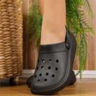 Babuche Moleca Clog Sandália Feminina Furadinha 5832.100 Cor:PretoTamanho:35