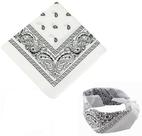 Bandana estampada branca. comprar e usar