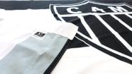Bandeira Clube Atlético Mineiro 2 Panos Torcedor (1 Face) Bandeira Clube Atlético Mineiro 2 Panos Torcedor (1 Face)