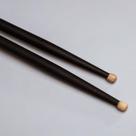 Baqueta Vic Firth Signature Steve Gadd SSG Preta Padrão 5A (1767) em American Hickory