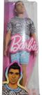 Barbie Ken Fashionistas 204 Cabelo Castanho Coque Camiseta Shorts Paisley Tênis Amarelo Hpf80 Mattel