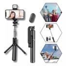 Bastão Pau de Selfie Tripé Retrátil Com Luz LED Controle Bluetooth Celular