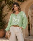Bata Bordada Boho Chic Leveza, Elegância e Estilo Atemporal - M Bata Bordada Boho Chic Leveza, Elegância e Estilo Atemporal - M