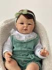 Bebê Reborn Menina Realista 50cm 2kg Corpo Silicone Toma Banho Enxoval Completo 20 Itens