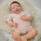 Bebê Reborn Realista April Brinquedo Boneca de Vinil com Corpo articulado + Enxoval Completo