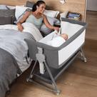 Berço Portátil Cowiewie Beside Sleeper com Rodas e Armazenamento