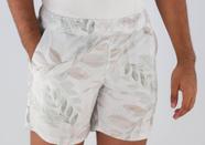 Bermuda Ogochi Boxer Tactel Branco Folhas: