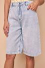 Bermuda wide lado avesso jeans delave