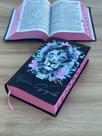 Biblia Leão preto floral Letras Grandes Evangélica Com Harpa E Corinhos Indice digital - CPP