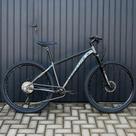 Bicicleta Nero 5 Aro 29 MTB 12v Shimano com Trava no Guidão