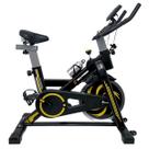 Bicicleta Spinning Ergométrica 13 Kg Preta e Amarela Roda de Inercia até 130kg Mecânica Desempenho e Estilo para Seus Treinos Potência em Movimento