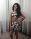 Bikini juvenil com sainha