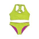 Biquíni Lycra Proteção UPF50+ Top Atlético Macramê Verde Neon e Roxo - Verão 2023 Biquíni Lycra Proteção UPF50+ Top Atlético Macramê Verde Neon e Roxo - Verão 2023