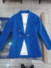 Blazer azul botao dourado