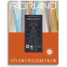Bloco de Papel Para Aquarela Studio Satinado Fabriano 300g/m² 28x35,6cm 50 Folhas Bloco de Papel Para Aquarela Studio Satinado Fabriano 300g/m² 28x35,6cm 50 Folhas