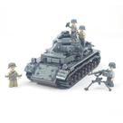 Blocos de construção configuram o tanque Panzer IV alemão do General Jim