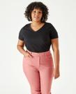 Blusa Básica Feminina Plus Size Decote V Em Meia Malha Anti Odor Blusa Básica Feminina Plus Size Decote V Em Meia Malha Anti Odor