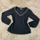 blusa Beli Bela em tecido viscose verde militar