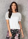 Blusa branca com manga bufante